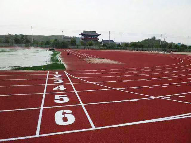 塑胶跑道1.jpg